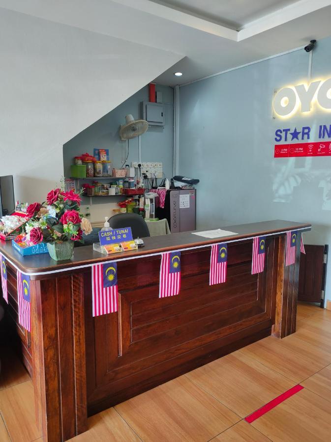 Hotel Star Inn Teluk Intan Kültér fotó