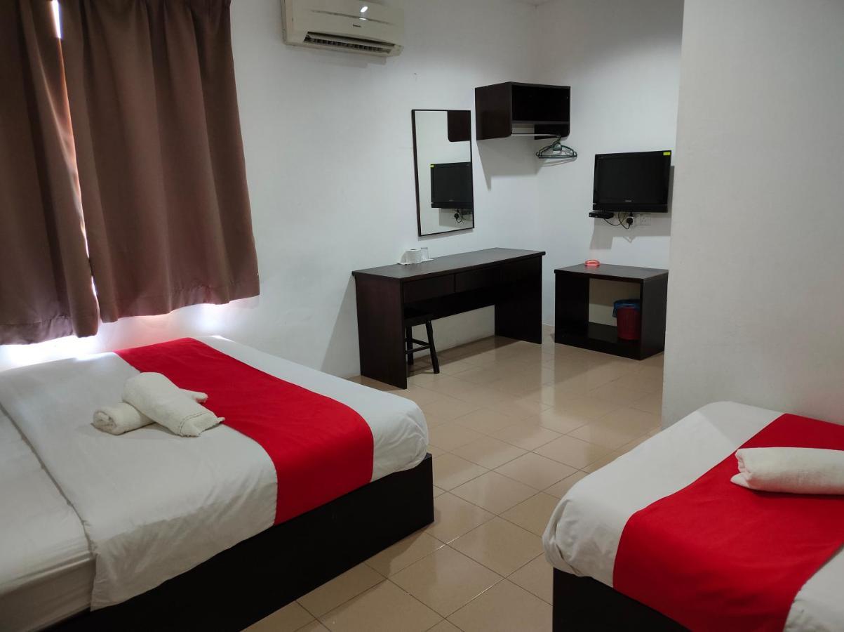Hotel Star Inn Teluk Intan Kültér fotó