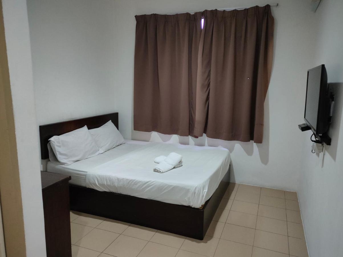 Hotel Star Inn Teluk Intan Kültér fotó