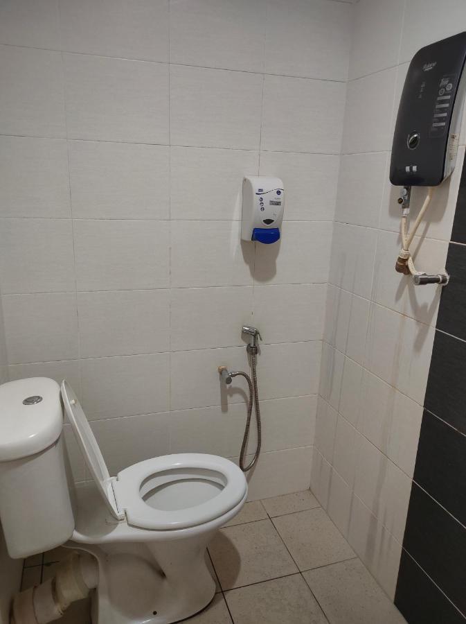 Hotel Star Inn Teluk Intan Kültér fotó